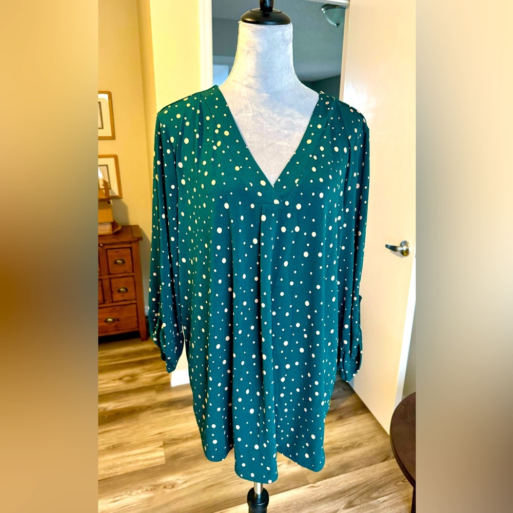 NWT West.K top 2 xl